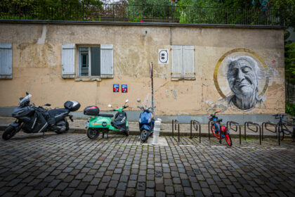 Portrait of Stillness, Rue de l’Invisible