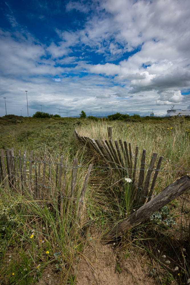 Threshold to the Invisible Shore – Ouistreham Dunes